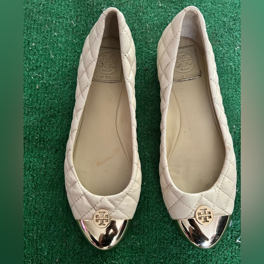 Tory Burch Cream Quilted Flats with Gold Toe